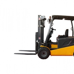 3噸四支點平衡重電動叉車