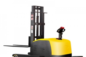 站架式全電動堆高車操作培訓(xùn)視頻！