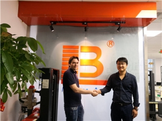 環保電動叉車為何會成為搬運主流？