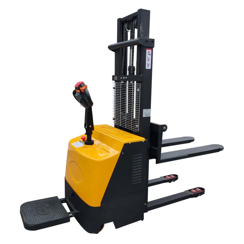 全電動叉車生產(chǎn)廠家：鋰電池VS 鉛酸電池