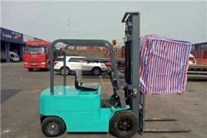 倉儲電動叉車廠家提示電動叉車到底要怎么保養?