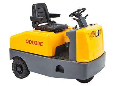 電動(dòng)牽引車