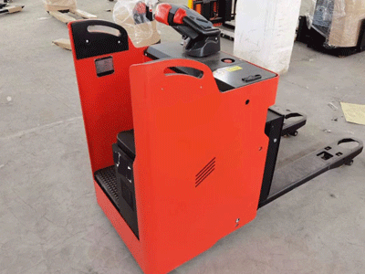 座駕式搬運車產品