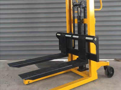 江蘇源頭廠家直供：2.5噸手動液壓堆高車適配多場景