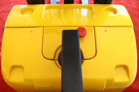 堆高車(chē)細(xì)節(jié)